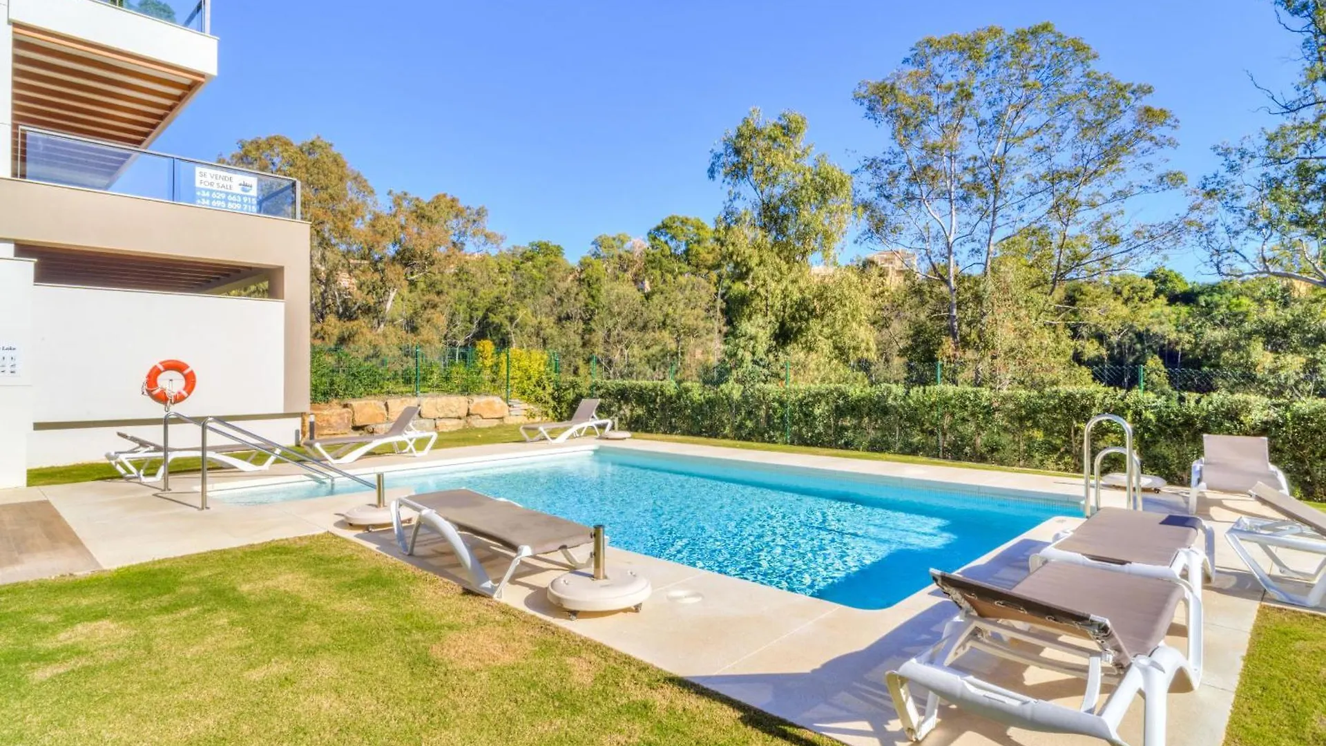 Marbella Lakes - 3 Bedroom Apartment Spain